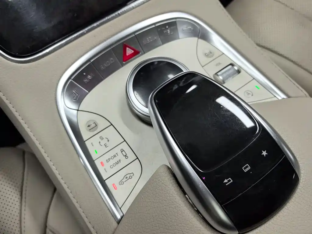 Mercedes-Benz S-Class 2015 — фото 12