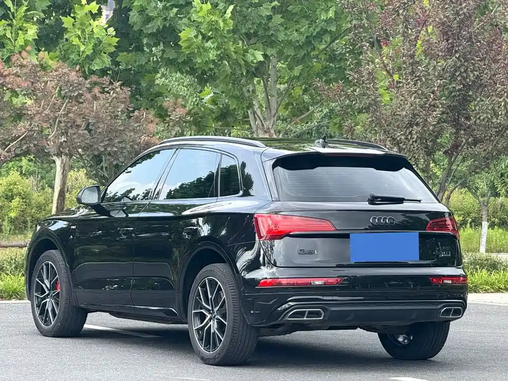 Audi Q5L 2023