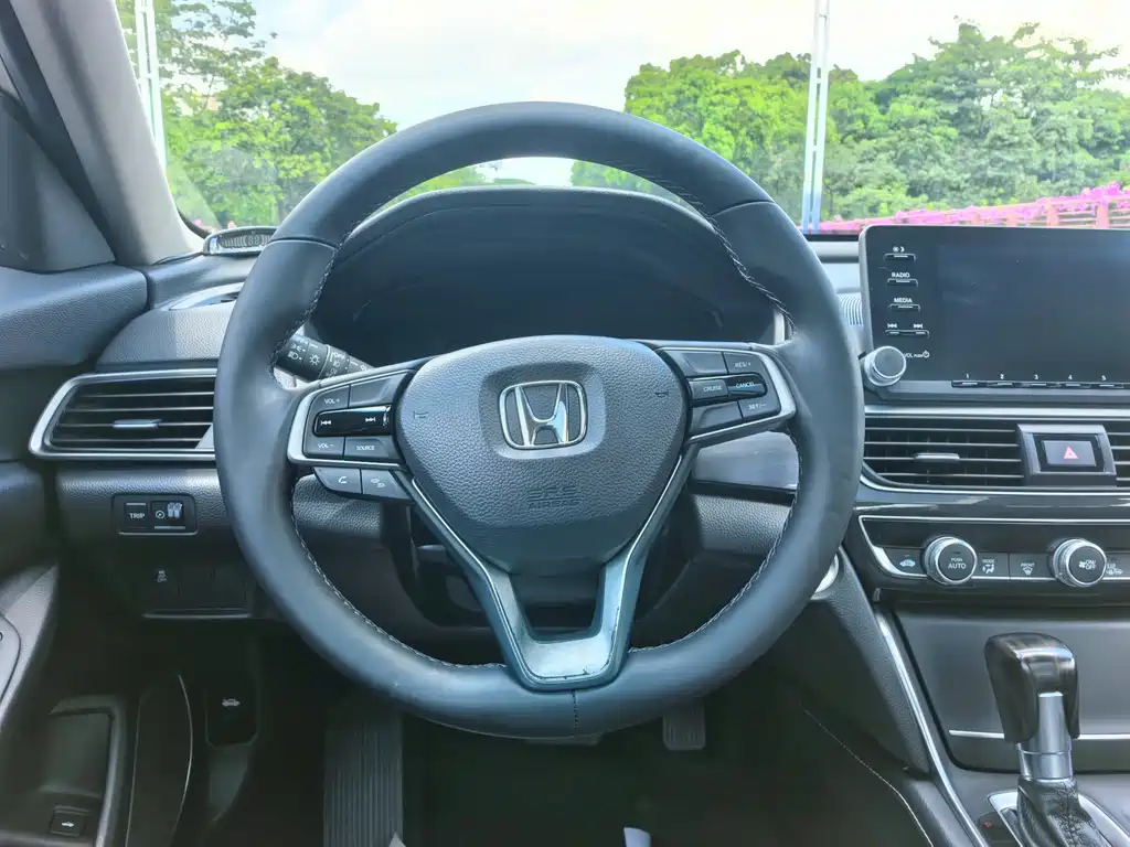 Honda Inspire 2019 — фото 8