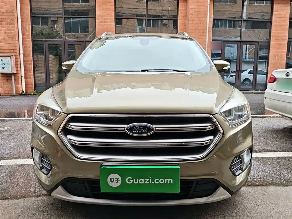 Ford Kuga 2017 — фото 3
