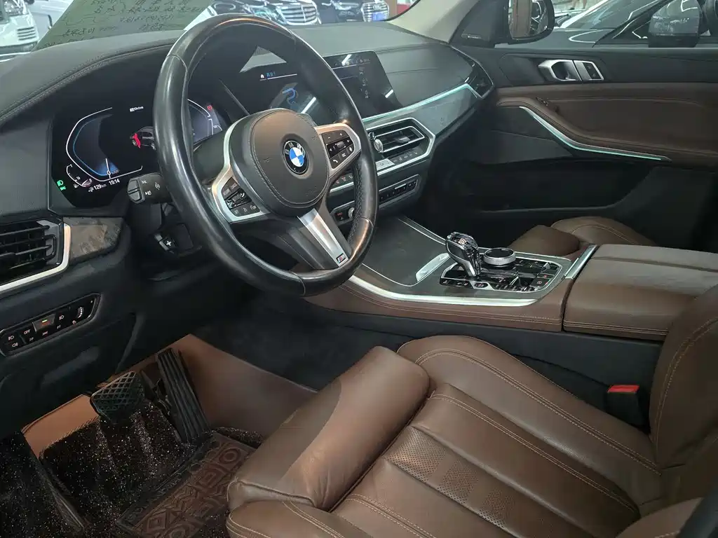 BMW X5 New Energy 2021 — фото 4