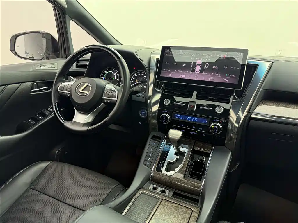 Toyota Alphard 2019 — фото 14