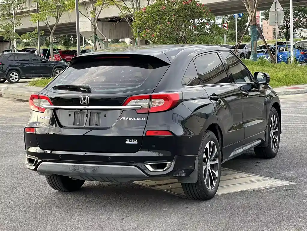 Honda Avancier 2017