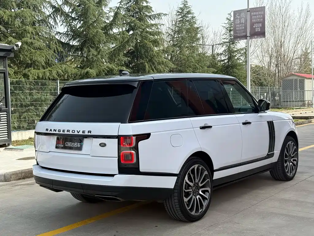 Land Rover Range Rover 2018 — фото 15