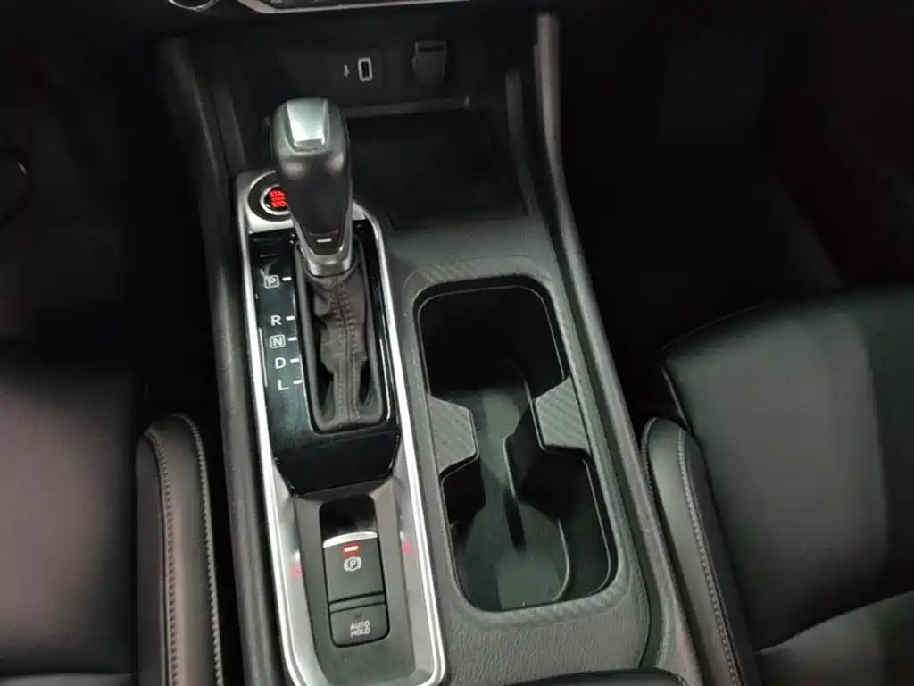 Nissan Sylphy 2023 — фото 14