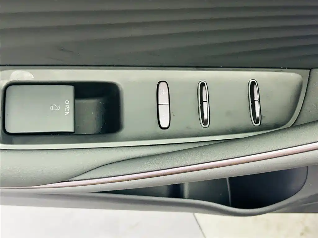 Nissan N6 2026 — фото 18