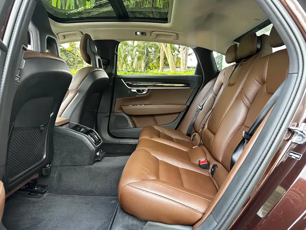 Volvo S90 2017 — фото 10