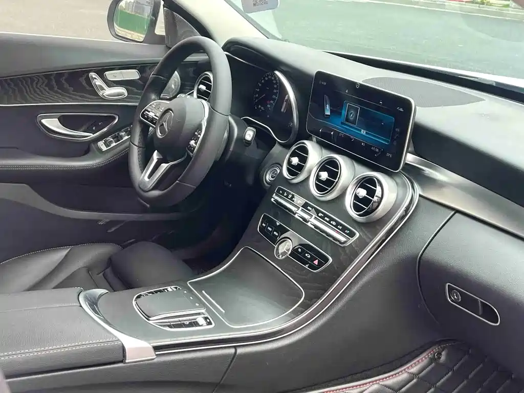 Mercedes-Benz C-Class 2019 — фото 8