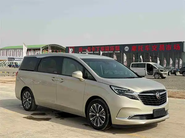 Buick GL8 2022
