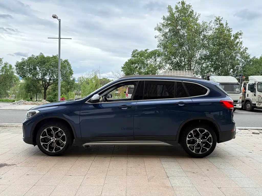 BMW X1 2021
