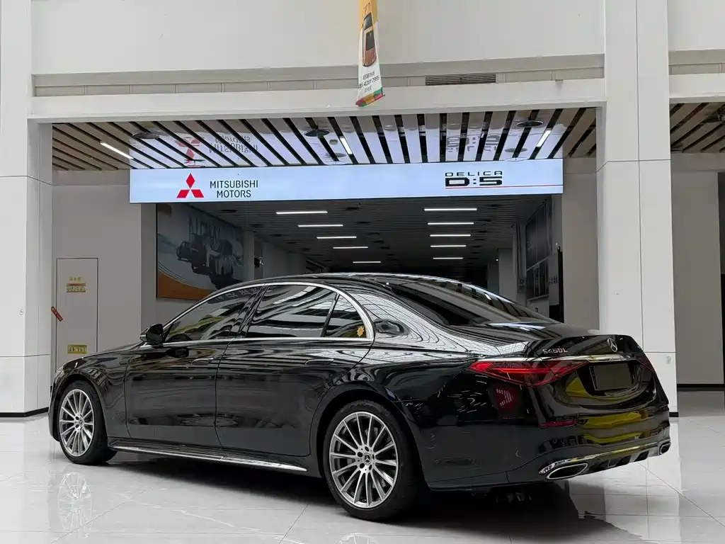 Mercedes-Benz S-Class 2022