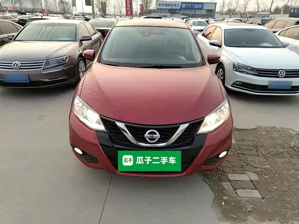 Nissan Tiida 2016