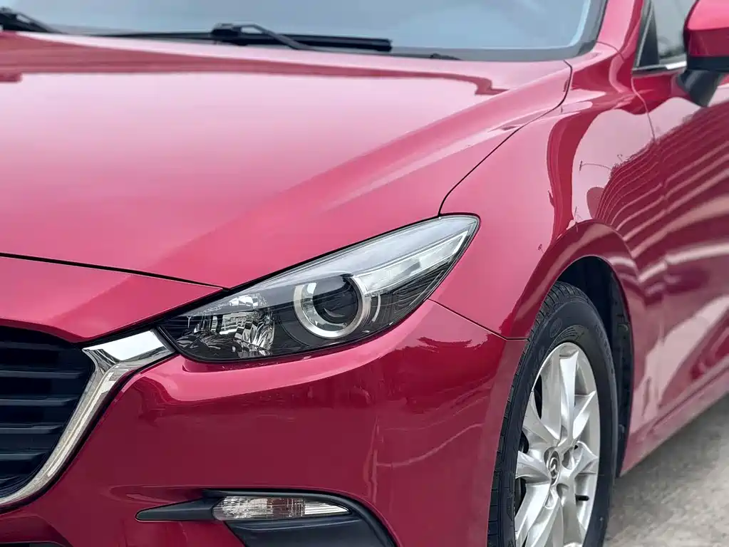 Mazda 3 Axela 2018 — фото 4