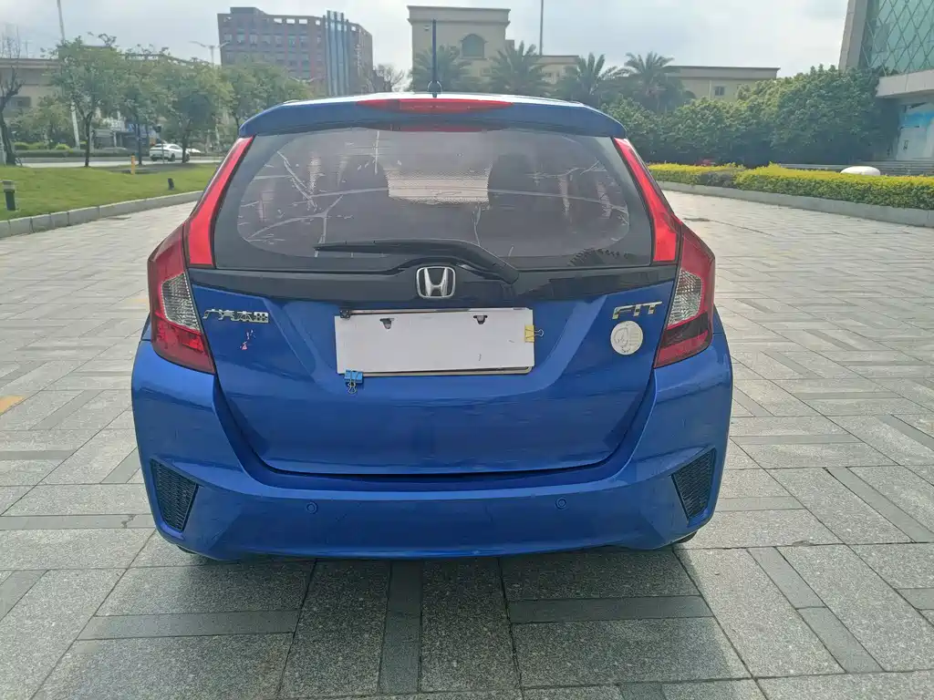 Honda Fit 2017 — фото 13