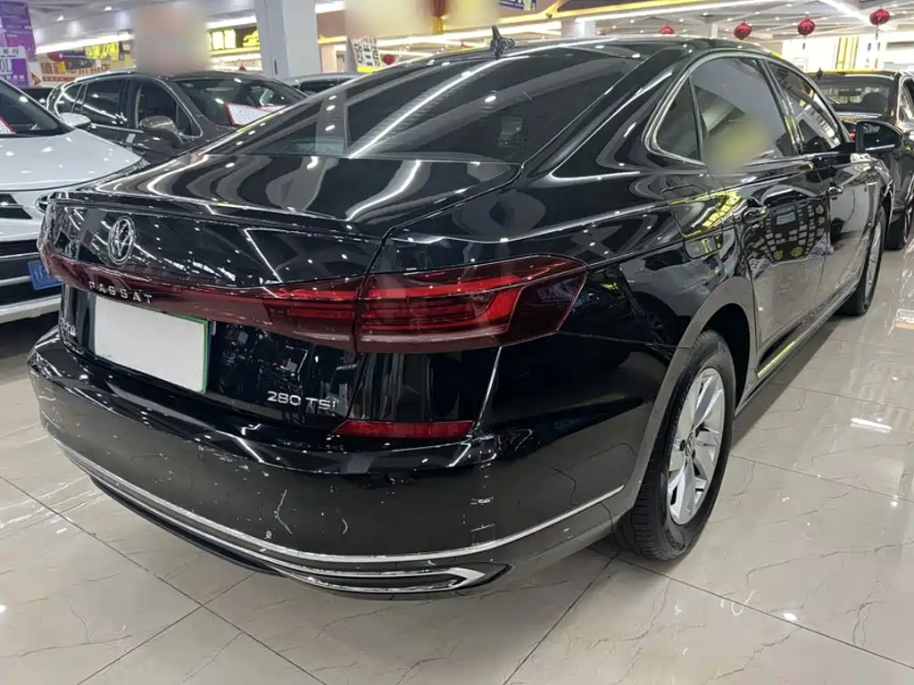 Volkswagen Passat 2025