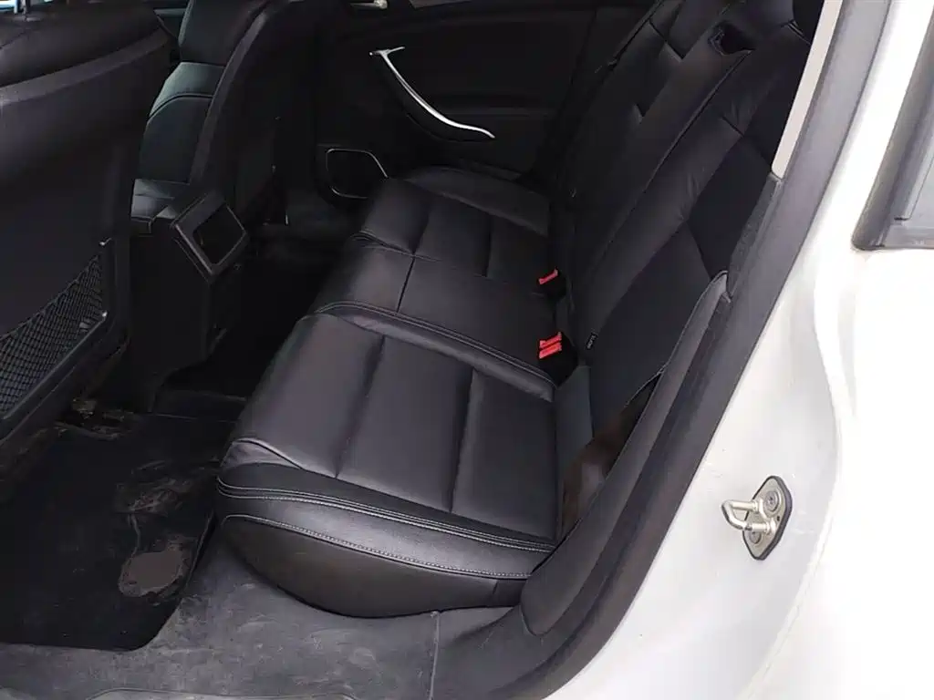 Citroen C5 2017 — фото 17