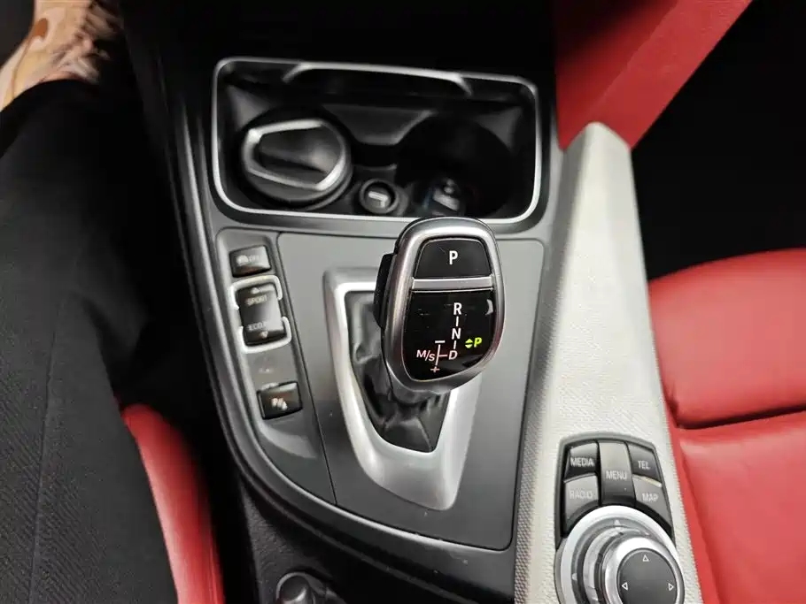 BMW 4 Series 2016 — фото 16