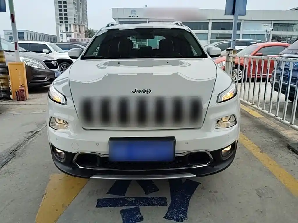 Jeep Cherokee 2016