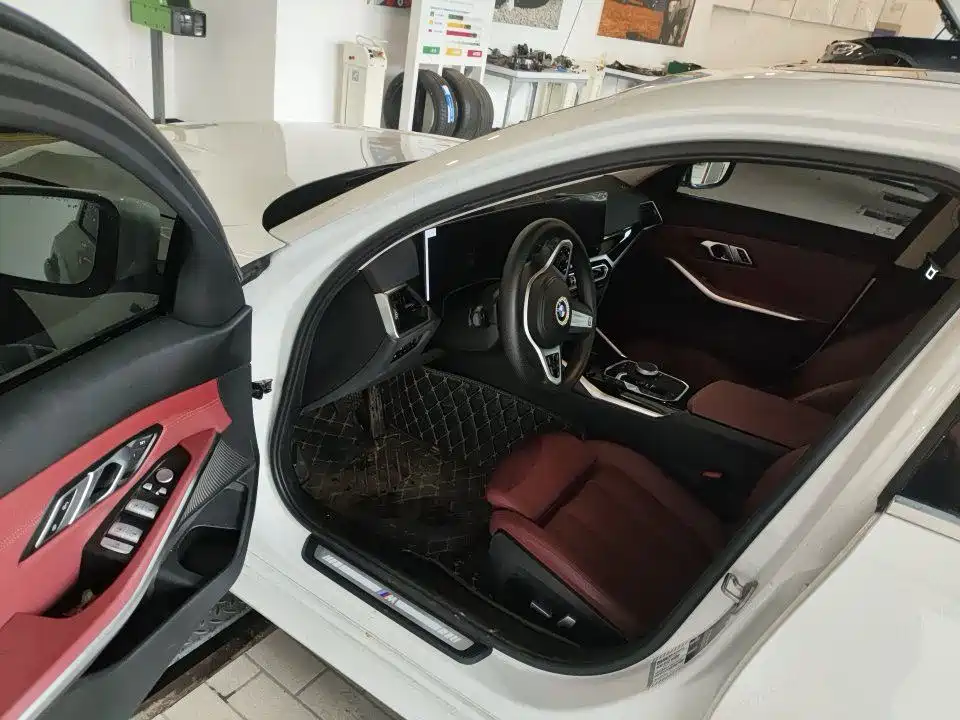 BMW 3 Series 2023