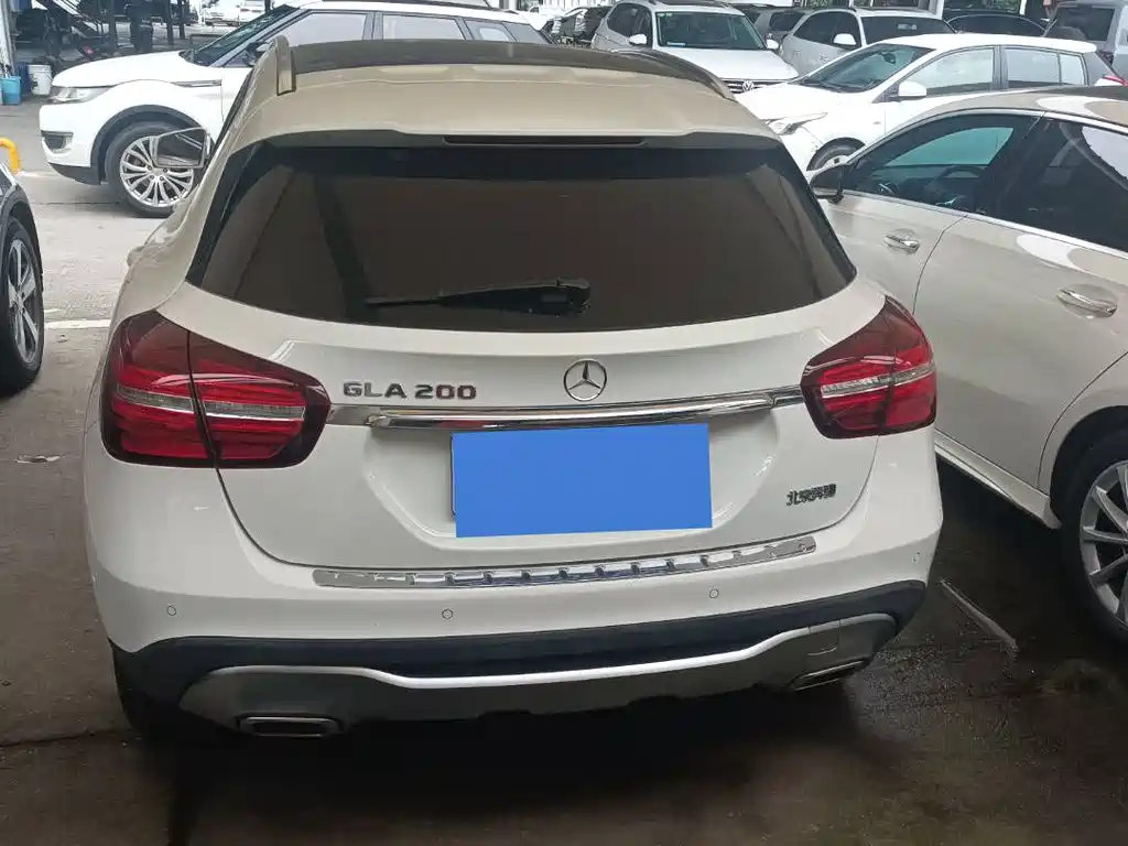 Mercedes-Benz GLA 2018 — фото 14