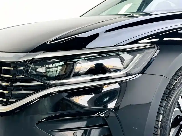 Volkswagen Passat 2022 — фото 18