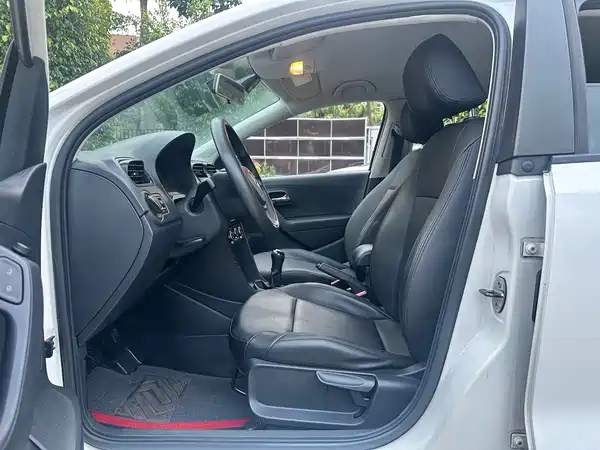 Volkswagen Polo 2016