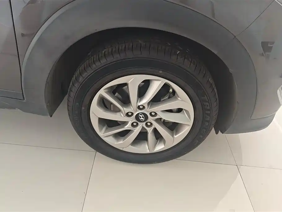 Hyundai Tucson 2018 — фото 6