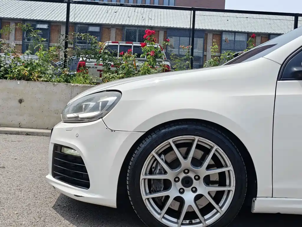 Volkswagen Golf GTI 2012