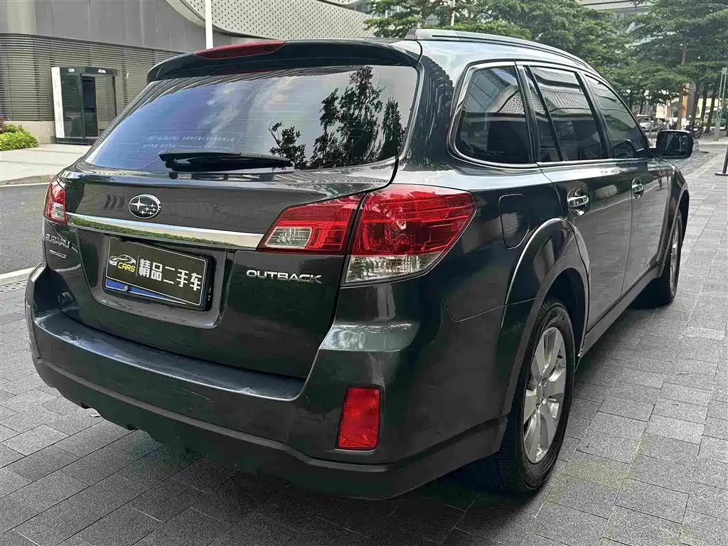 Subaru Outback 2010