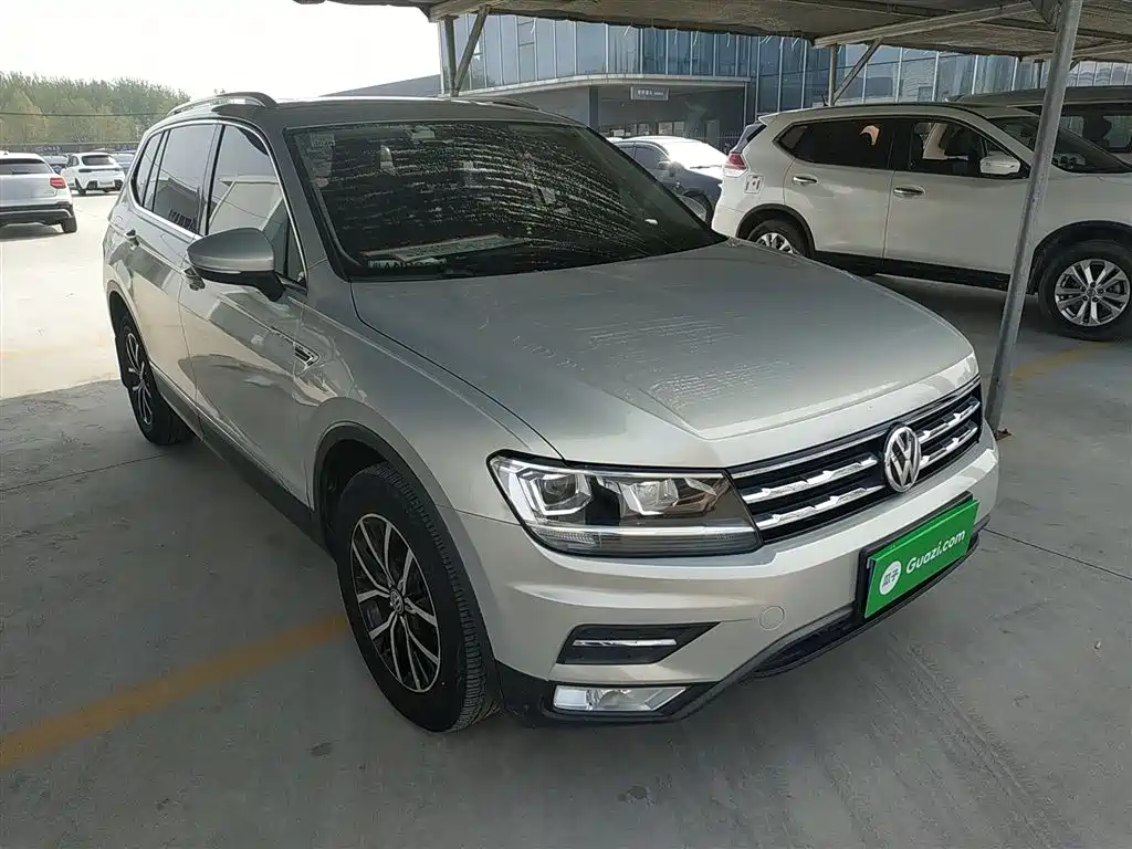 Volkswagen Tiguan L 2018 — фото 4