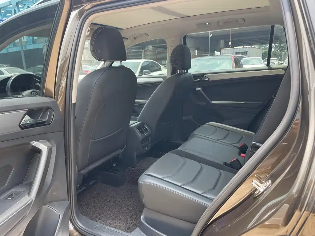Volkswagen Tiguan L 2017