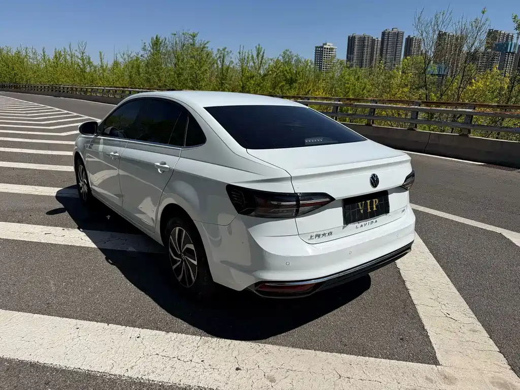 Volkswagen Lavida 2025