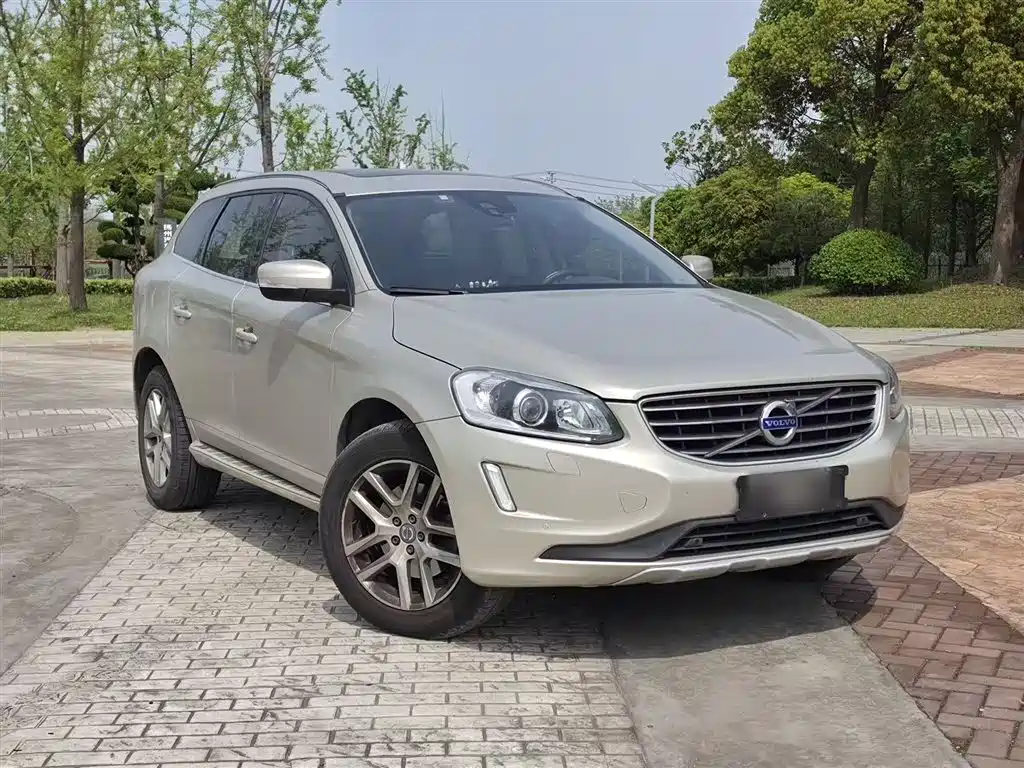 Volvo XC60 2016 — фото 21