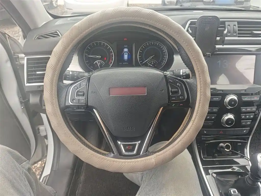 Haval H2 2015 — фото 11