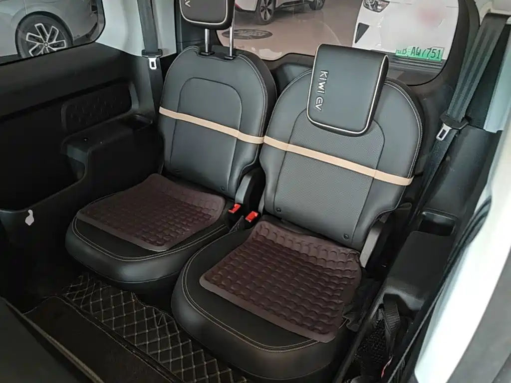 Baojun KiWi EV 2024 — фото 13