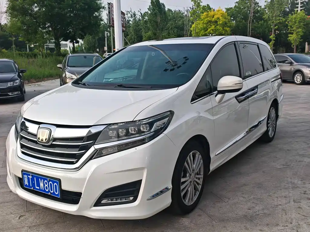 Honda Elysion 2019 — фото 1