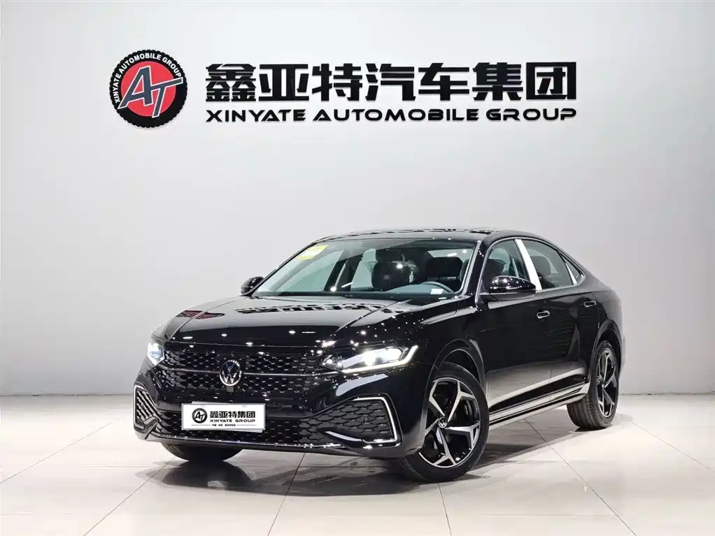 Volkswagen Passat 2025
