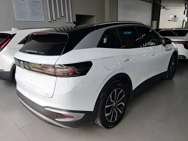 Volkswagen ID.4 X 2023