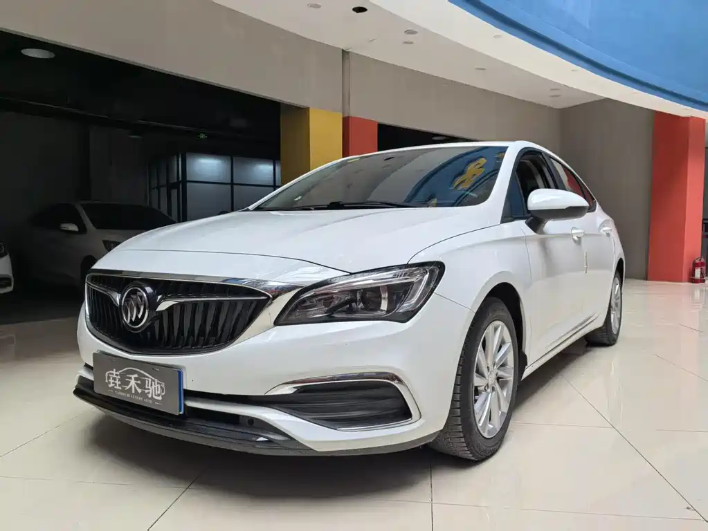 Buick Verano 2018 — фото 1