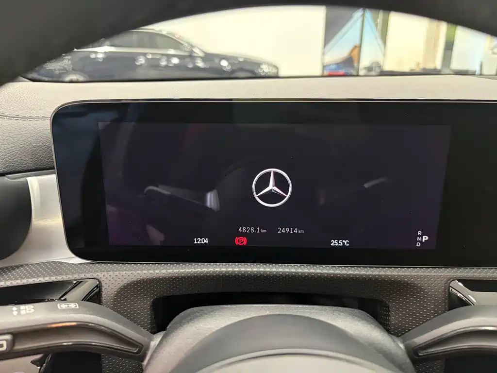 Mercedes-Benz A-Class AMG 2024 — фото 25