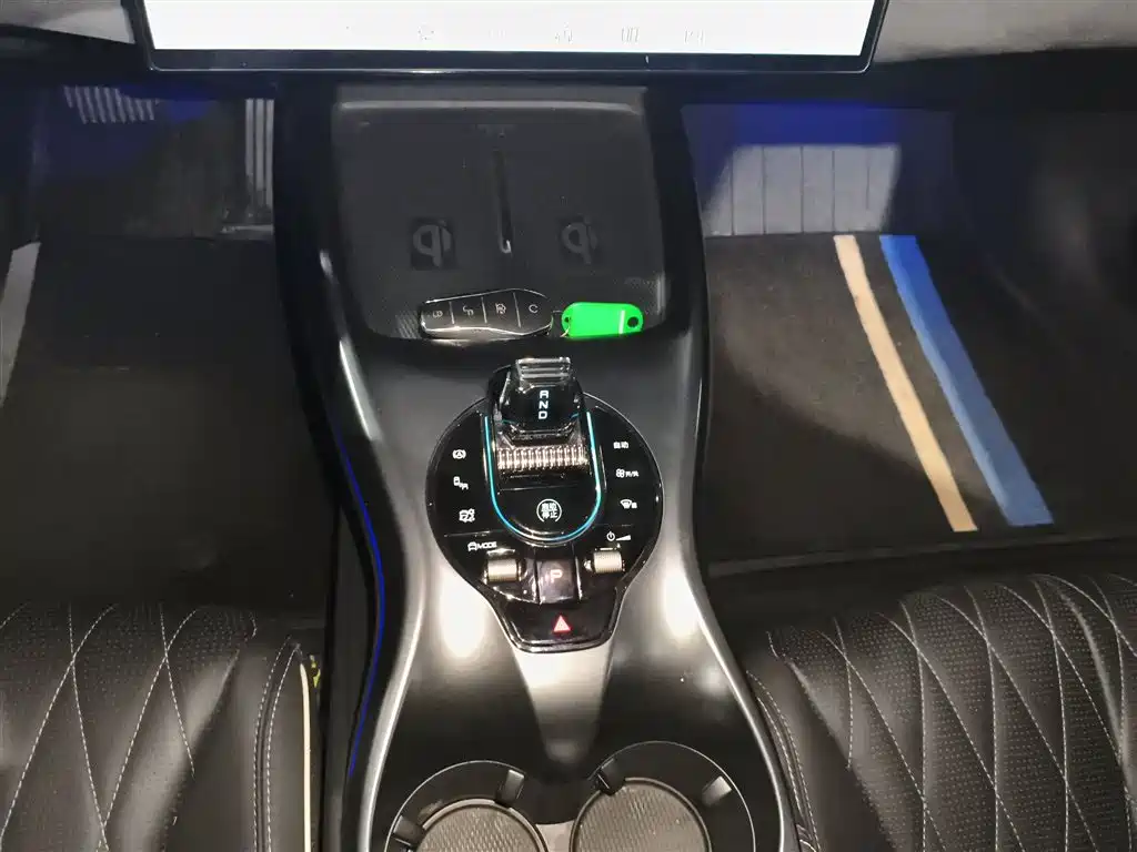 BYD Seal 2023 — фото 10