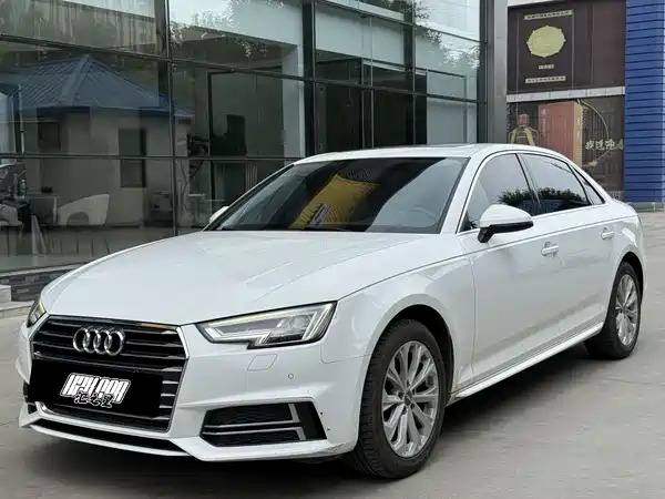 Audi A4L 2019