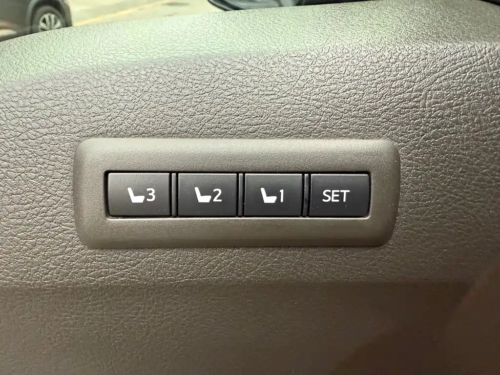 Toyota Alphard 2014 — фото 8