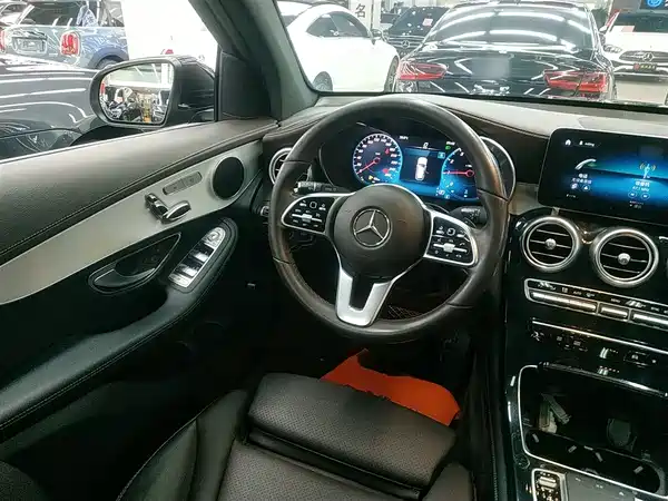 Mercedes-Benz GLC 2021