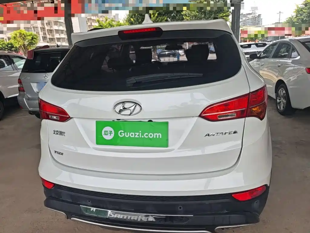 Hyundai Santa Fe 2016