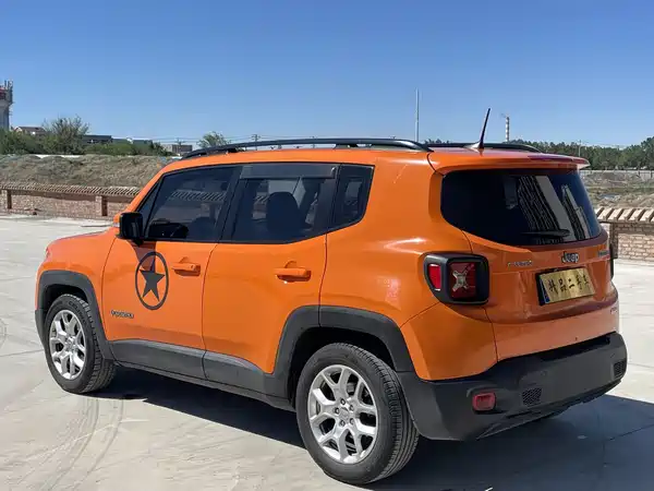 Jeep Freeman 2017