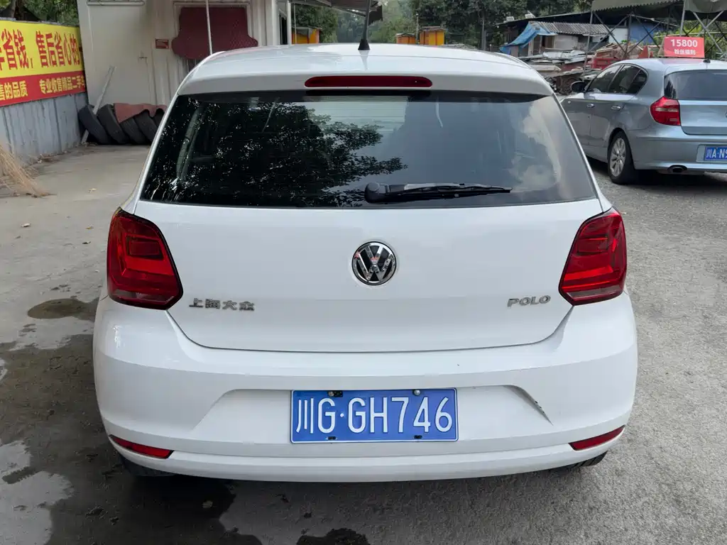 Volkswagen Polo 2015 — фото 10