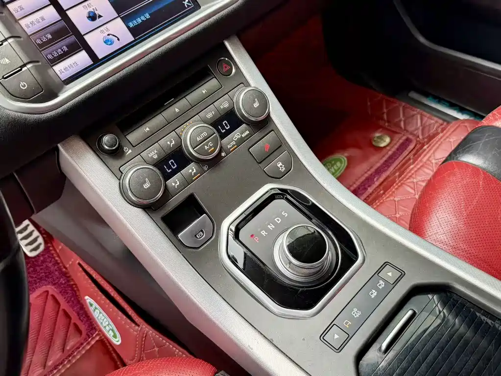 Land Rover Evoque 2014 — фото 10