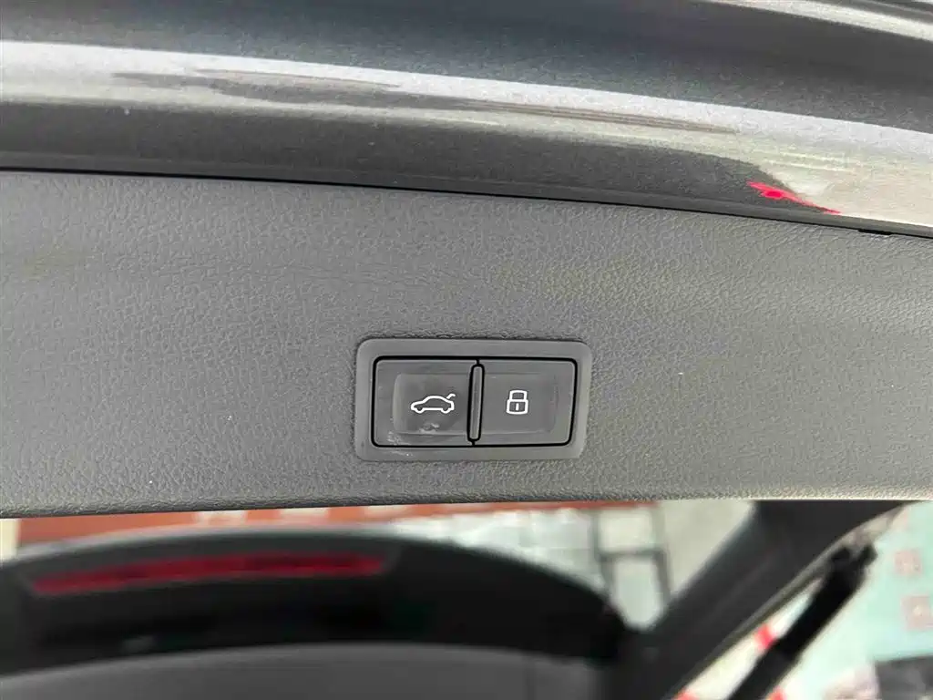 Audi Q3 2023 — фото 17
