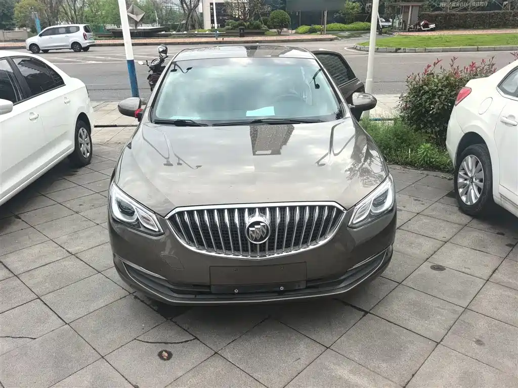Buick Excelle 2015 — фото 3